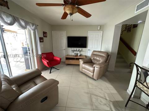 2385 W 69th St 2385-A, Hialeah FL - photo 8 of 22