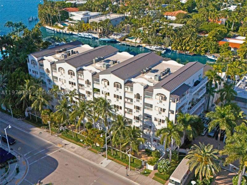 3 bedroom Townhouse at 1415 Sunset Harbour Dr 202, The Ths At Sunset Harbour, Miami Beach — photo 2