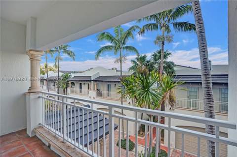 1415 Sunset Harbour Dr 202, Miami Beach FL - photo 24 of 34