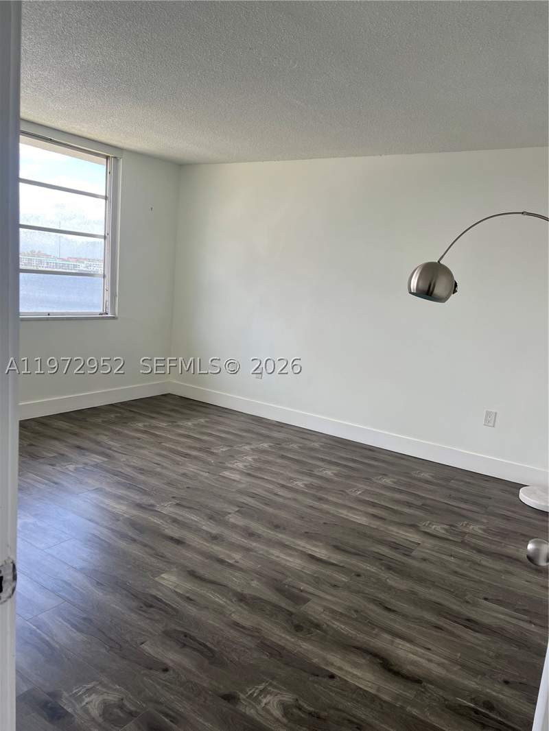 2 bedroom Condominium at 18601 NE 14th Ave 411, Seventh Moorings Condomin, Miami — photo 4