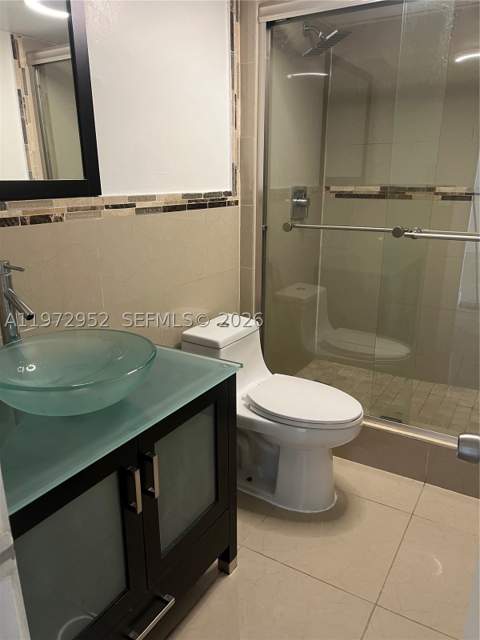 18601 NE 14th Ave 411, Miami FL - photo 6 of 10