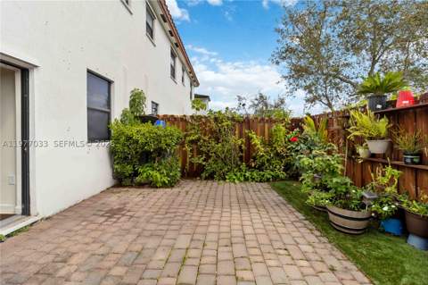 10268 NW 88th Ter, Doral FL - photo 20 of 39