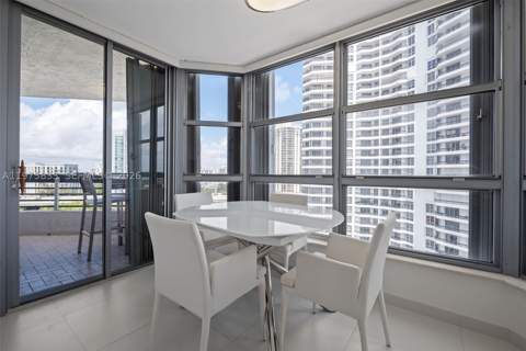 19101 NE 36th Ct 1407, Aventura FL - photo 13 of 41