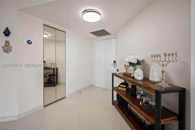 2 bedroom Condominium at 19101 NE 36th Ct 1407, Mystic Pointe Condo No Th, Aventura — photo 4