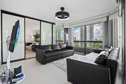 19101 NE 36th Ct 1407, Aventura FL - photo 8 of 41