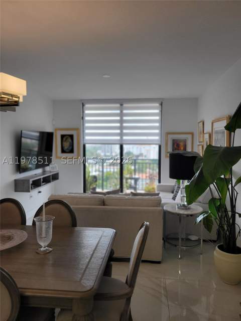 888 S Douglas Rd 1110, Coral Gables FL - photo 13 of 29