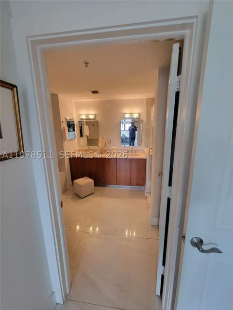 888 S Douglas Rd 1110, Coral Gables FL - photo 15 of 29