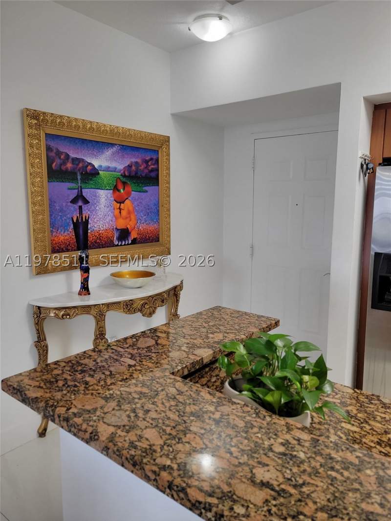 2 bedroom Condominium at 888 S Douglas Rd 1110, Puerta De Palmas Condo, Coral Gables — photo 4