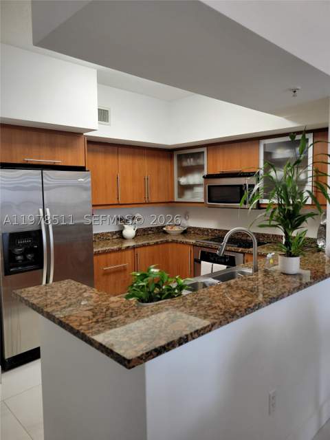 888 S Douglas Rd 1110, Coral Gables FL - photo 7 of 29