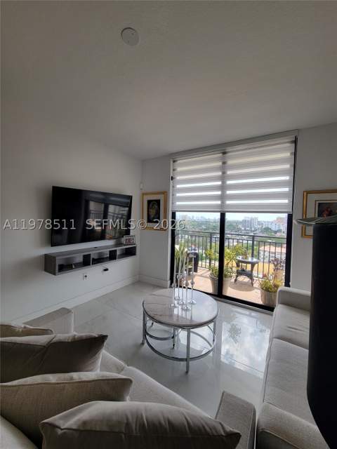888 S Douglas Rd 1110, Coral Gables FL - photo 8 of 29