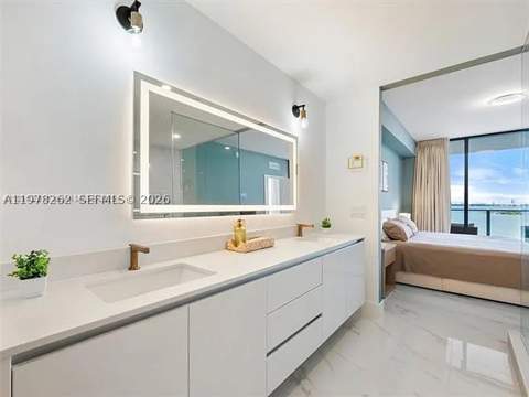 700 NE 24th St 606, Miami FL - photo 9 of 22