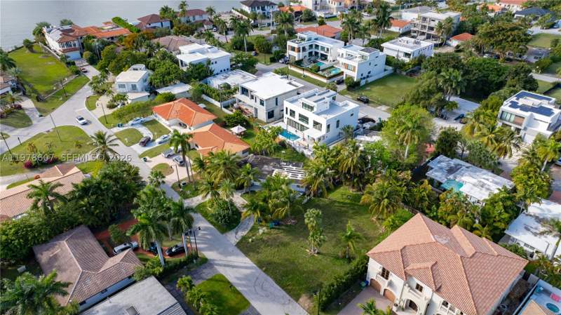 3 bedroom SingleFamilyResidence at 331 188th St, Ocean Blvd Estates Sec A, Sunny Isles Beach — photo 4