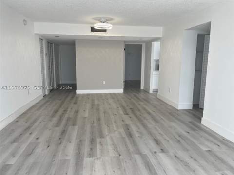 8530 Byron Ave 402, Miami Beach FL - photo 11 of 29