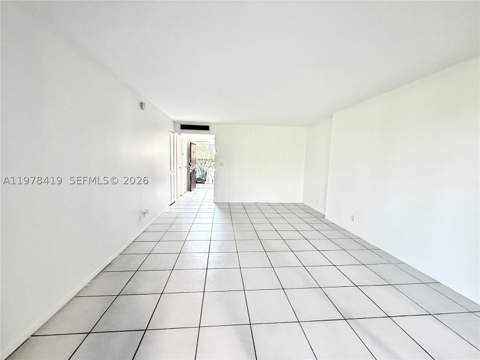 3301 N Country Club Dr 106, Aventura FL - photo 12 of 18