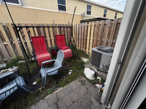 476 NE 5th Terrace, Florida City FL - photo 18 of 52