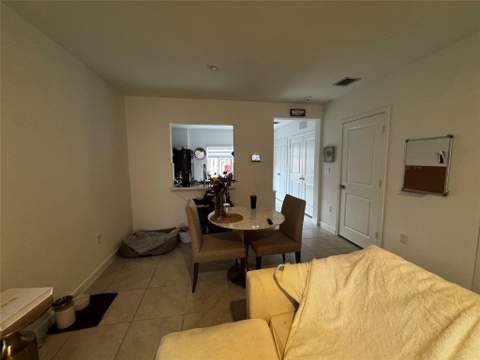476 NE 5th Terrace, Florida City FL - photo 7 of 52