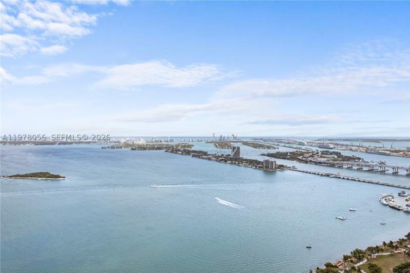 4 bedroom Condominium at 2020 N Bayshore Dr Ph 4702, Paramount Bay Condo, Miami — photo 2