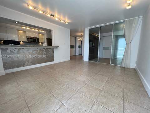 1340 Lincoln Rd 705, Miami Beach FL - photo 7 of 21