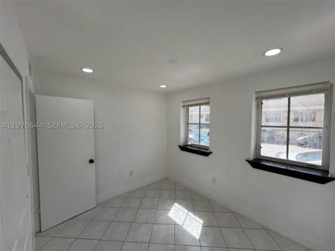 1308 Drexel Ave 103, Miami Beach FL - photo 13 of 35