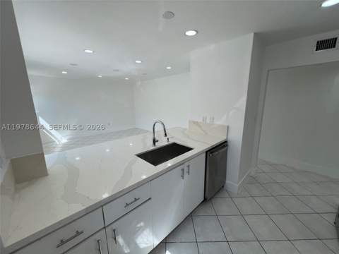 1308 Drexel Ave 103, Miami Beach FL - photo 9 of 35