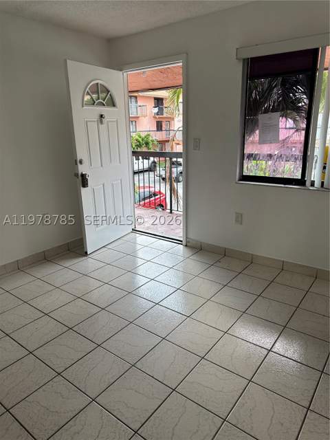 2194 W 60th St 22213, Hialeah FL - photo 9 of 9