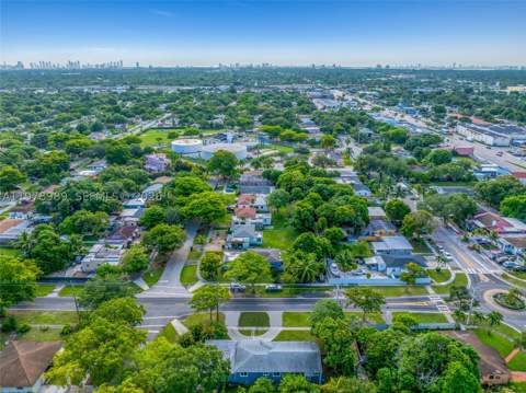 12090 NW 12th Ave, North Miami FL - photo 13 of 46