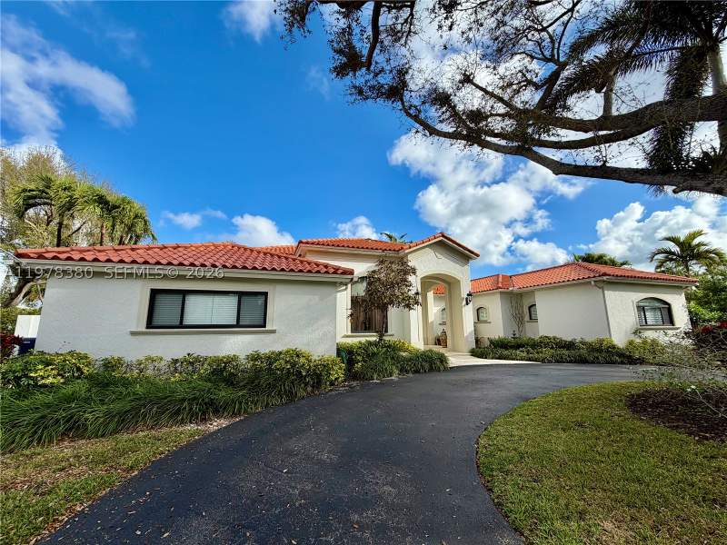 6 bedroom SingleFamilyResidence at 12391 SW 75th St, Pasture Estates Sub, Miami — photo 2