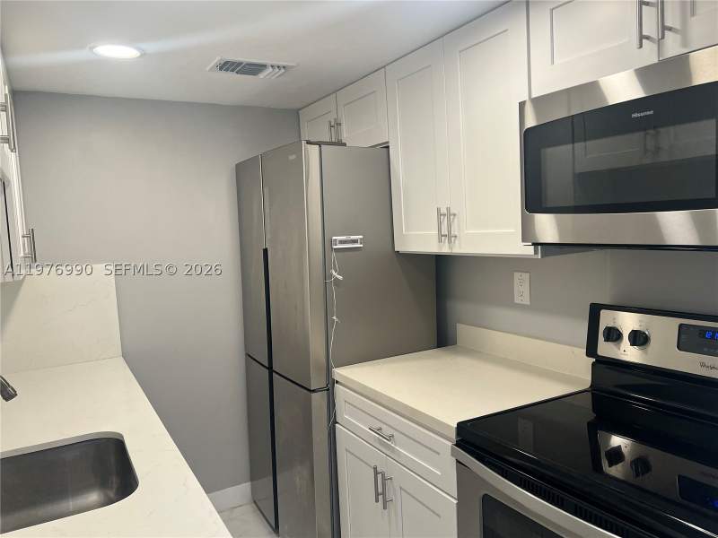 2 bedroom Condominium at 3304 Virginia St 7B, Virginia Oaks Condo, Miami — photo 4