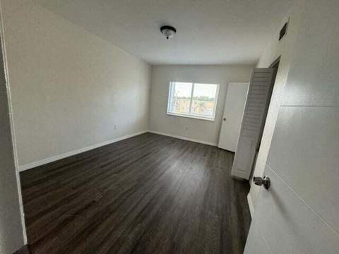 206 NW 84th Street 206, Miami FL - photo 18 of 20