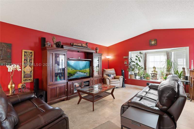 3 bedroom SingleFamilyResidence at 14566 SW 124th Pl, Deerwood Villas Sec 2, Miami — photo 5