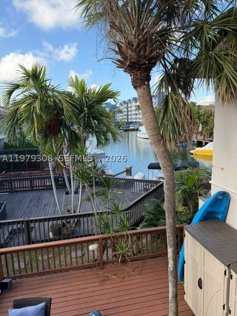 2661 NE 164th St 40, North Miami Beach FL - photo 23 of 27