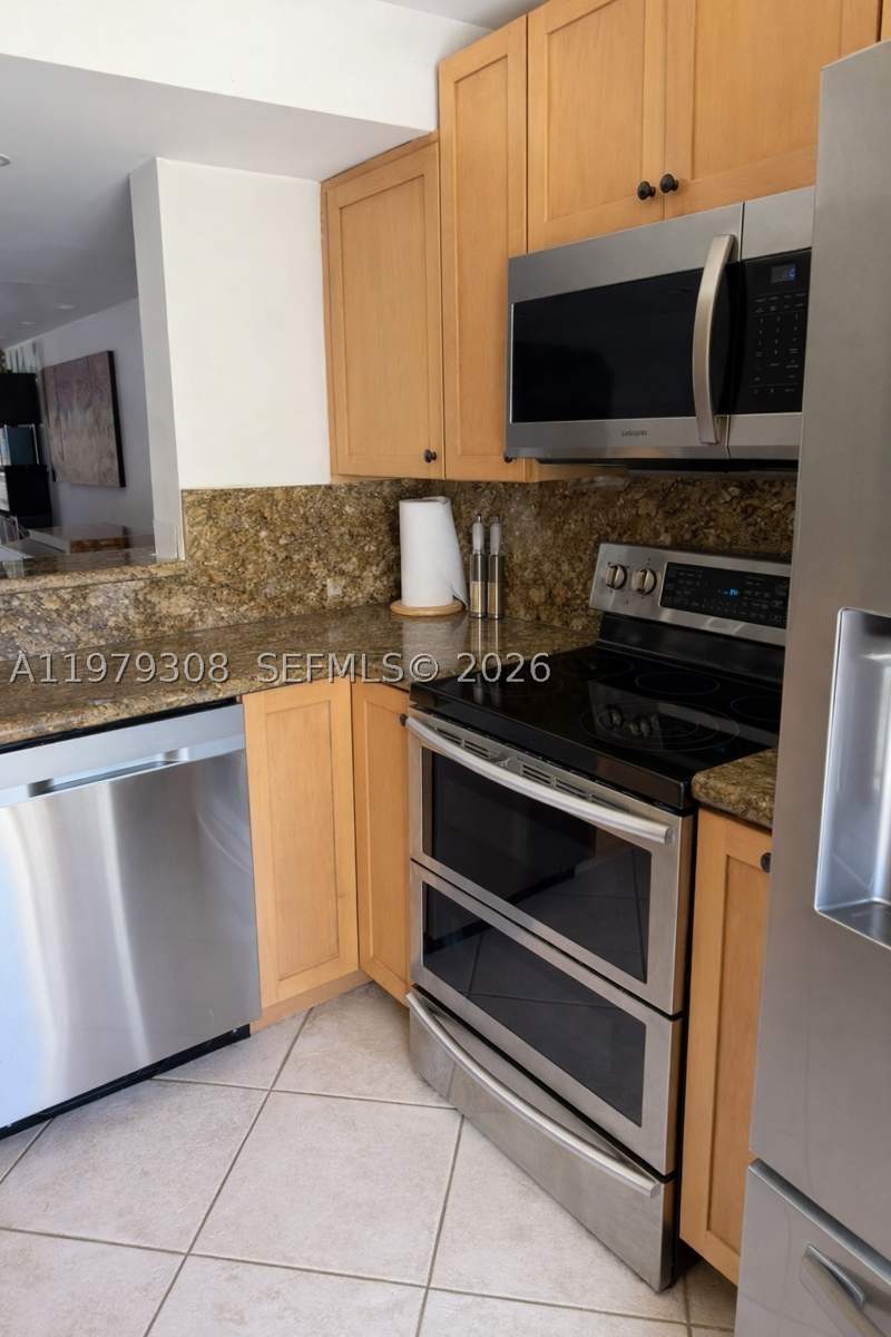 3 bedroom Townhouse at 2661 NE 164th St 40, Lakeview Townhomes Condo, North Miami Beach — photo 5