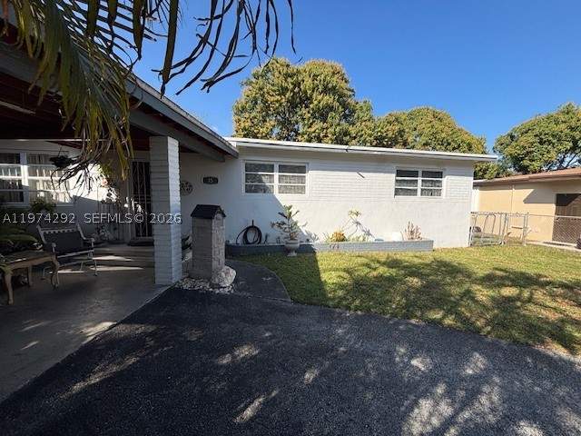 3 bedroom SingleFamilyResidence at 15 NE 130th St, Breezeswept Estates 1st A, North Miami — photo 2