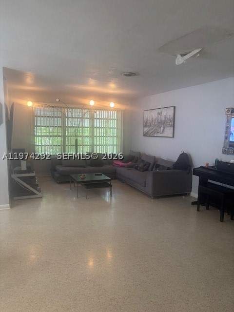 3 bedroom SingleFamilyResidence at 15 NE 130th St, Breezeswept Estates 1st A, North Miami — photo 5