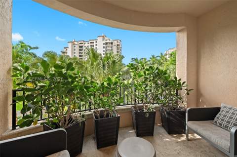 13633 Deering Bay Dr 225, Coral Gables FL - photo 15 of 60
