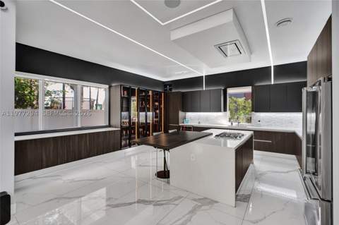 10223 NW 75th Ter, Doral FL - photo 16 of 84