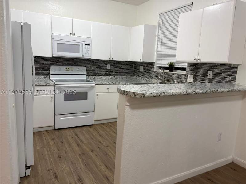 3 bedroom Townhouse at 2615 SE 14 Ave, Shoma Townhomes At Keysco, Homestead — photo 3
