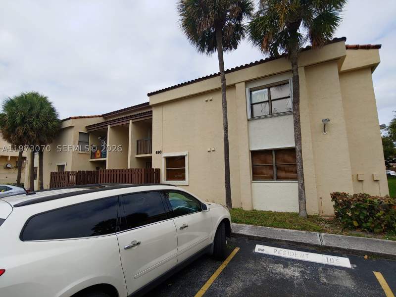 2 bedroom Condominium at 690 W Park Dr 2-204, West Gardens Village Cond, Miami — photo 4