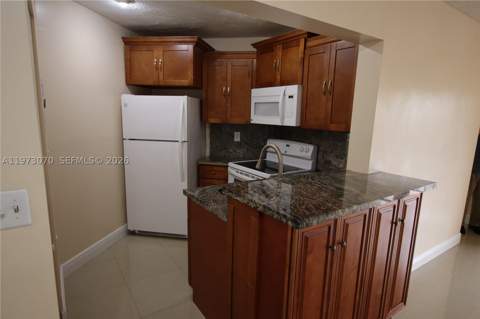 690 W Park Dr 2-204, Miami FL - photo 6 of 62