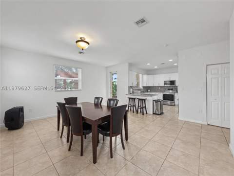 363 NE 25th Ter, Homestead FL - photo 20 of 46
