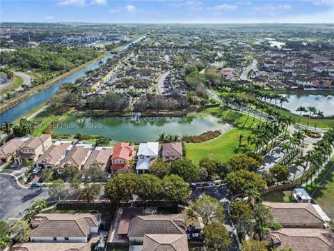 363 NE 25th Ter, Homestead FL - photo 9 of 46