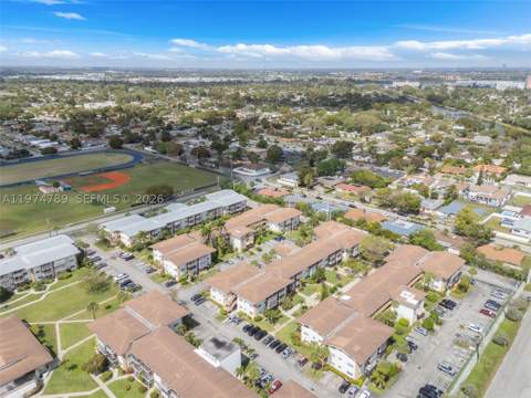 17050 NE 14th Ave 106, Miami FL - photo 24 of 33