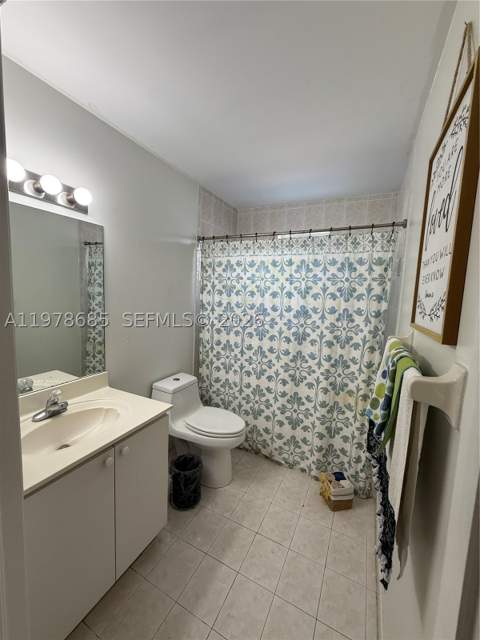 5605 NW 109th Ave 76, Doral FL - photo 10 of 32