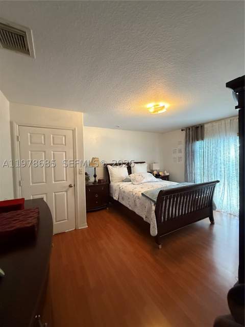 5605 NW 109th Ave 76, Doral FL - photo 7 of 32