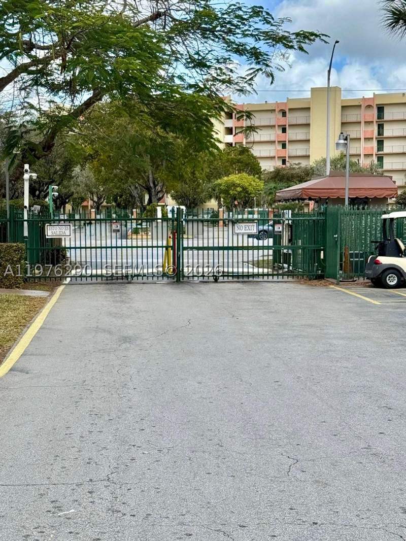 2 bedroom Condominium at 9400 West Flagler St 312, Versailles Gardens II, Miami — photo 3