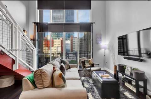 244 Biscayne Blvd 440, Miami FL - photo 10 of 41