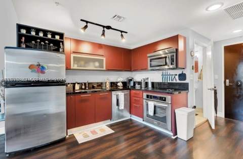 244 Biscayne Blvd 440, Miami FL - photo 14 of 41