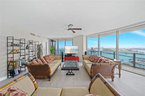 488 NE 18th St 2112, Miami FL - photo 10 of 31