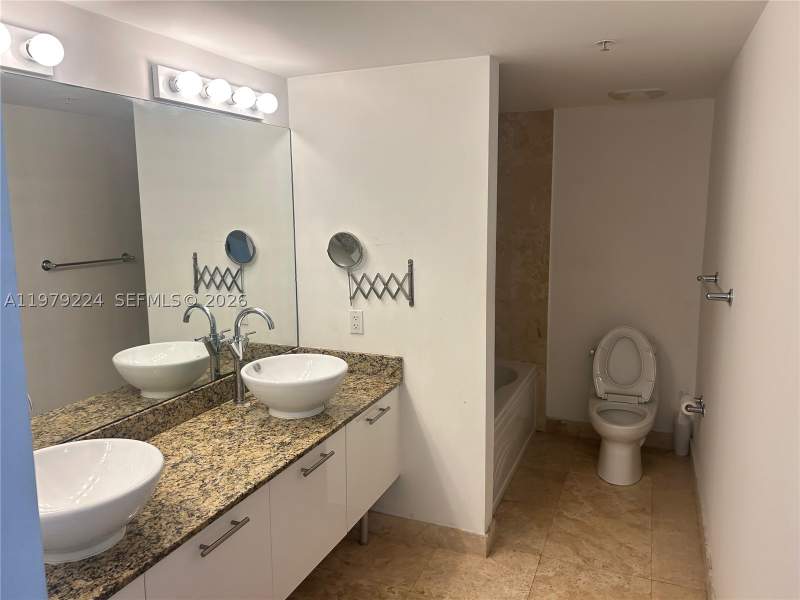 2 bedroom Condominium at 41 SE 5th St 907, Brickell On The River S T, Miami — photo 4