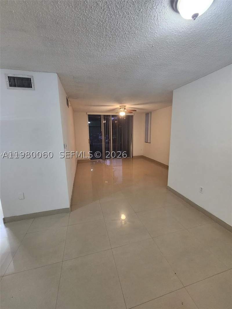 1 bedroom Condominium at 4560 NW 107th Ave 207-12, Enclave At Doral Condo No, Doral — photo 3